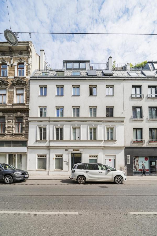 17 C&J'S Apartment Wien Exteriör bild